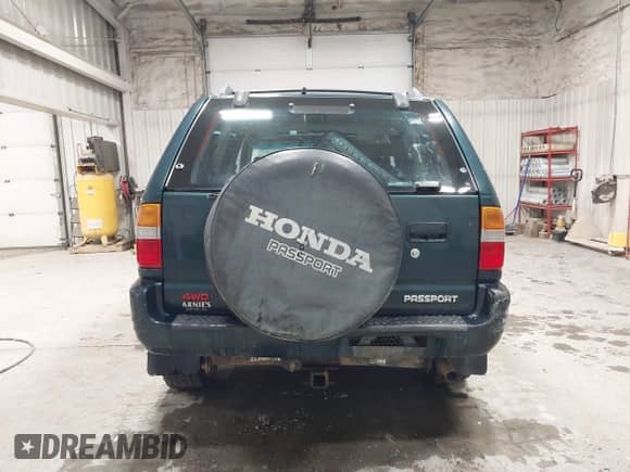 1998 Honda Passport LX with VIN 4S6CM58W9W4419797, listed as a IAAI auction lot 42425697 with 158,562 mi miles and . Bid and sale history available at DreamBid. Image 16.
