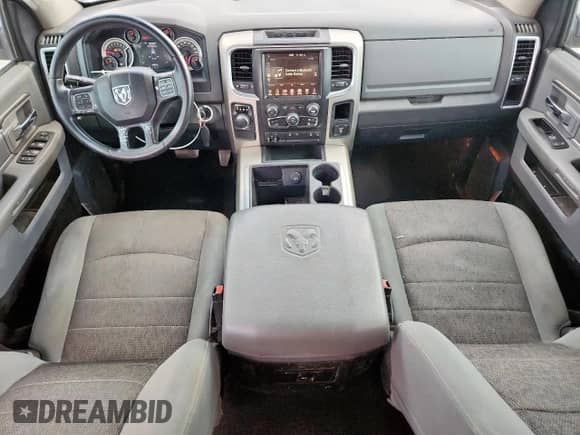 2015 Ram 1500 Big Horn z VIN 1C6RR6LT5FS634592, wystawiony jako Copart lot #64937145 z przebiegiem 216 818 mil mil oraz Czysty tytuł • Clean title. Historia ofert i sprzedaży dostępna na DreamBid. Obrazek 8.