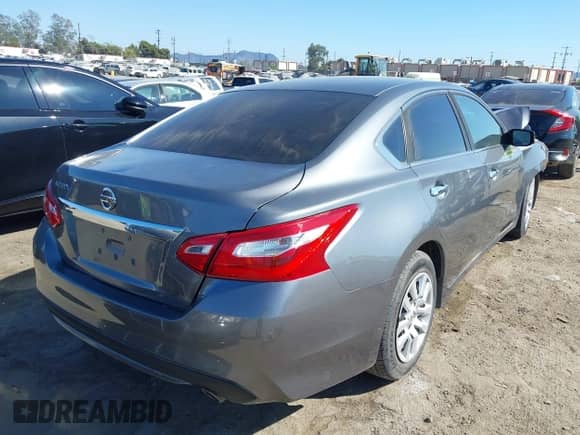 2016 Nissan Altima S z VIN 1N4AL3AP3GN373061, wystawiony jako IAAI lot #43225529 z przebiegiem 95 530 mil mil oraz . Historia ofert i sprzedaży dostępna na DreamBid. Obrazek 4.