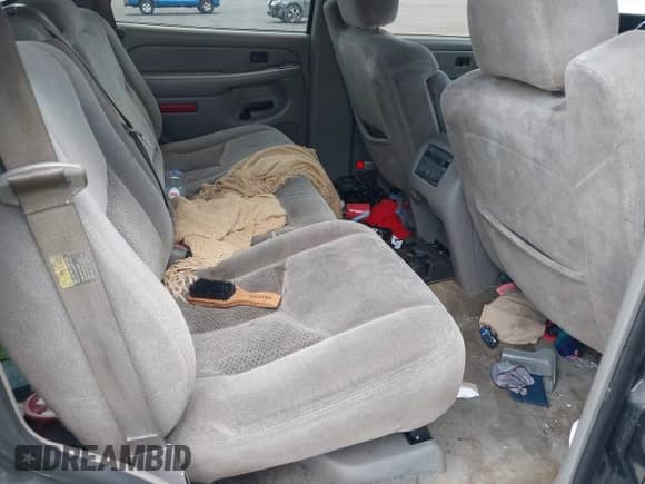 2004 Chevrolet Tahoe LT with VIN 1GNEC13Z74J198516, listed as a IAAI auction lot 42815363 with Not provided miles and . Bid and sale history available at DreamBid. Image 8.
