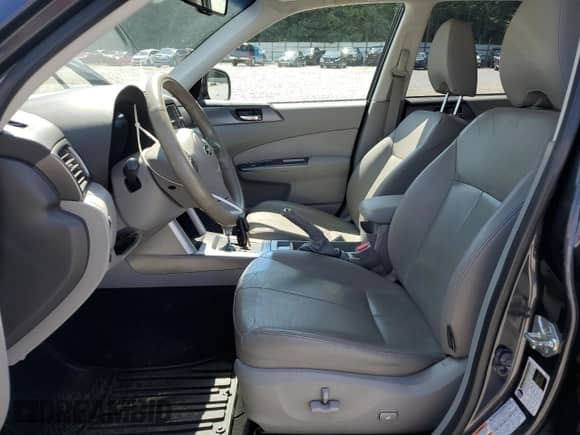 2011 Subaru Forester X Limited z VIN JF2SHBFC3BH711292, wystawiony jako Copart lot #61084015 z przebiegiem 103 472 mil mil oraz Szkoda całkowita • Salvage title. Historia ofert i sprzedaży dostępna na DreamBid. Obrazek 7.