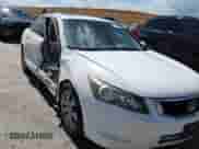 2008 Honda Accord EX-L с VIN JHMCP26818C032319, выставлен на аукционе Copart как лот 70415795 с пробегом 127 475 миль миль и Списание • Salvage title. История ставок и продаж доступна на DreamBid. Изображение 14.