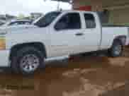 2007 Chevrolet Silverado 1500 1LT with VIN 2GCEC19C471663831, listed as a IAAI auction lot 42487022 with 280,518 mi miles and . Bid and sale history available at DreamBid. Image 14.