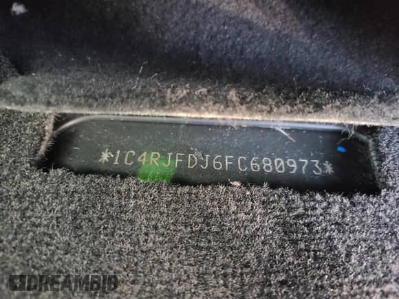 2015 Jeep Grand Cherokee SRT z VIN 1C4RJFDJ6FC680973, wystawiony jako Copart lot #49193311 z przebiegiem 53 670 mil mil oraz Szkoda całkowita • Salvage title. Historia ofert i sprzedaży dostępna na DreamBid. Obrazek 10.