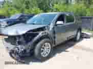 2019 Chevrolet Traverse LT Cloth z VIN 1GNEVGKW0KJ208692, wystawiony jako IAAI lot #42686041 z przebiegiem 122 622 mil mil oraz . Historia ofert i sprzedaży dostępna na DreamBid. Obrazek 2.