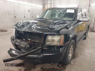 2008 Chevrolet Suburban 2LT with VIN 1GNFK16348J103883, listed as a IAAI auction lot 42593866 with 272,026 mi miles and . Bid and sale history available at DreamBid. Image 6.