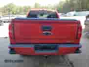 2018 Chevrolet Silverado 1500 LT z VIN 3GCUKREC0JG228435, wystawiony jako Copart lot #81993275 z przebiegiem 153 865 mil mil oraz Szkoda całkowita • Salvage title. Historia ofert i sprzedaży dostępna na DreamBid. Obrazek 6.