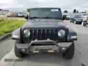 2019 Jeep Wrangler Sport S z VIN 1C4GJXAGXKW579272, wystawiony jako Copart lot #68467615 z przebiegiem 26 886 mil mil oraz Szkoda całkowita • Salvage title. Historia ofert i sprzedaży dostępna na DreamBid. Obrazek 5.