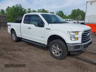 2016 Ford F-150 XLT z VIN 1FTFX1EG6GFD11523, wystawiony jako IAAI lot #42374875 z przebiegiem 135 747 mil mil oraz . Historia ofert i sprzedaży dostępna na DreamBid. Obrazek 1.