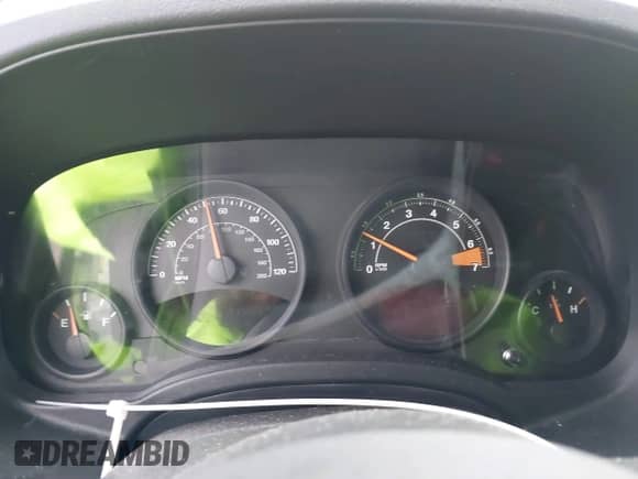 2017 Jeep Compass Sport с VIN 1C4NJCBA7HD124023, выставлен на аукционе IAAI как лот 41436187 с пробегом Не указан миль и . История ставок и продаж доступна на DreamBid. Изображение 15.