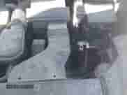 2017 Kia Sorento LX z VIN 5XYPG4A34HG211802, wystawiony jako IAAI lot #43358867 z przebiegiem 166 374 mil mil oraz . Historia ofert i sprzedaży dostępna na DreamBid. Obrazek 6.