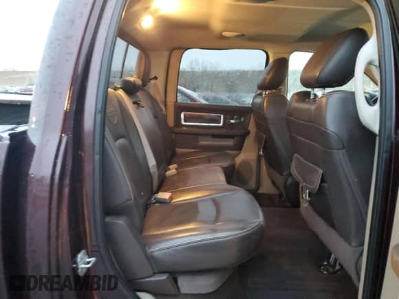 2012 Ram 1500 Laramie Longhorn z VIN 1C6RD7PT8CS275569, wystawiony jako Copart lot #83883304 z przebiegiem 155 226 mil mil oraz Szkoda całkowita • Salvage title. Historia ofert i sprzedaży dostępna na DreamBid. Obrazek 10.