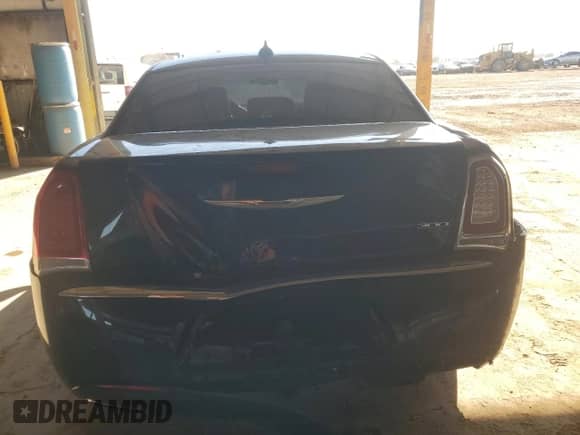 2015 Chrysler 300 Limited с VIN 2C3CCAAG4FH887147, выставлен на аукционе Copart как лот 84483695 с пробегом 131 761 миль миль и Списание • Salvage title. История ставок и продаж доступна на DreamBid. Изображение 6.