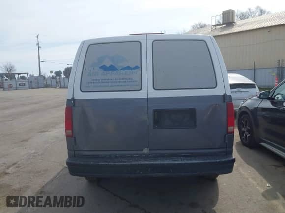 2004 Chevrolet Astro Cargo с VIN 1GCDM19X74B109660, выставлен на аукционе IAAI как лот 41616125 с пробегом 228 646 миль миль и . История ставок и продаж доступна на DreamBid. Изображение 17.