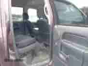 2004 Dodge 1500 SLT z VIN 1D7HU18D34S738668, wystawiony jako IAAI lot #43552508 z przebiegiem Nie podano mil oraz . Historia ofert i sprzedaży dostępna na DreamBid. Obrazek 8.