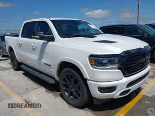 2021 Ram 1500 Laramie z VIN 1C6RREJTXMN704600, wystawiony jako IAAI lot #42345097 z przebiegiem 80 180 mil mil oraz . Historia ofert i sprzedaży dostępna na DreamBid. Obrazek 1.