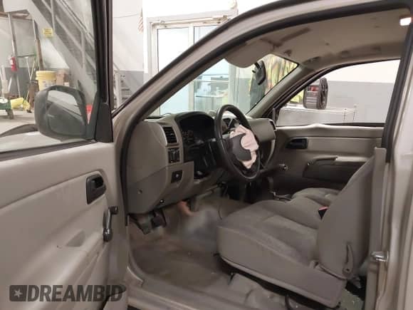 2007 Chevrolet Colorado LS with VIN 1GCCS149878211089, listed as a IAAI auction lot 41562127 with 132,395 mi miles and . Bid and sale history available at DreamBid. Image 5.