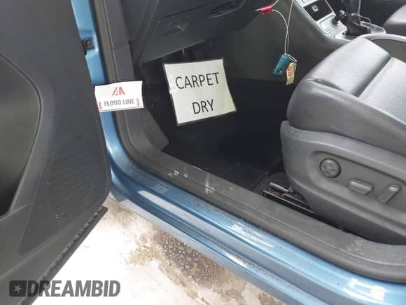 2017 Volkswagen Tiguan Wolfsburg Edition с VIN WVGRV7AX4HW504374, выставлен на аукционе IAAI как лот 43142147 с пробегом 87 875 миль миль и . История ставок и продаж доступна на DreamBid. Изображение 12.