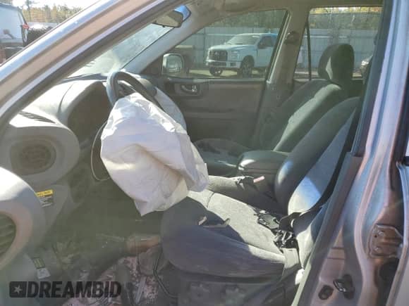 2004 Hyundai Santa Fe GLS с VIN KM8SC13D04U725841, выставлен на аукционе Copart как лот 81752294 с пробегом Не указан миль и Списание • Salvage title. История ставок и продаж доступна на DreamBid. Изображение 7.