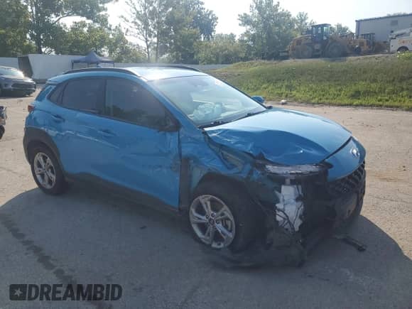 2023 Hyundai Kona SEL с VIN KM8K6CABXPU972387, выставлен на аукционе Copart как лот 68640325 с пробегом 67 949 миль миль и Чистый • Clean title. История ставок и продаж доступна на DreamBid. Изображение 4.