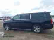 2018 Chevrolet Suburban Premier z VIN 1GNSKJKC2JR250540, wystawiony jako IAAI lot #41475451 z przebiegiem 38 751 mil mil oraz . Historia ofert i sprzedaży dostępna na DreamBid. Obrazek 14.