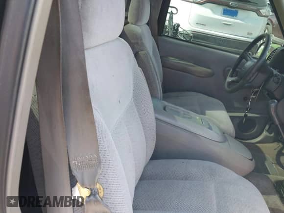 1998 GMC Sierra 1500 с VIN 1GTEC14W2WZ549222, выставлен на аукционе IAAI как лот 43298873 с пробегом 227 390 миль миль и . История ставок и продаж доступна на DreamBid. Изображение 8.