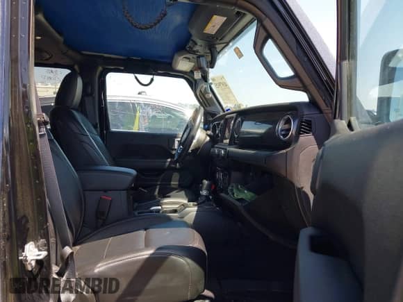 2022 Jeep Wrangler Unlimited Sahara with VIN 1C4HJXEN1NW262546, listed as a IAAI auction lot 41975925 with 17,994 mi miles and . Bid and sale history available at DreamBid. Image 5.