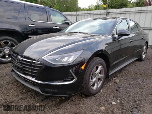 2022 Hyundai Sonata SE z VIN KMHL24JAXNA239820, wystawiony jako Copart lot #53312743 z przebiegiem 8 067 mil mil oraz Szkoda całkowita • Salvage title. Historia ofert i sprzedaży dostępna na DreamBid. Obrazek 1.