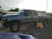 2000 Chevrolet Silverado 2500 LS z VIN 1GCGK29U1YE289916, wystawiony jako Copart lot #43776895 z przebiegiem 195 621 mil mil oraz Szkoda całkowita • Salvage title. Historia ofert i sprzedaży dostępna na DreamBid. Obrazek 1.