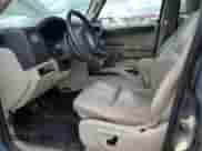 2006 Jeep Commander Limited z VIN 1J8HG58N66C323142, wystawiony jako Copart lot #65427535 z przebiegiem 125 181 mil mil oraz Szkoda całkowita • Salvage title. Historia ofert i sprzedaży dostępna na DreamBid. Obrazek 7.