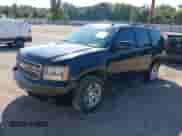 2009 Chevrolet Tahoe 1LT с VIN 1GNEC23399R156567, выставлен на аукционе IAAI как лот 43348383 с пробегом 228 996 миль миль и . История ставок и продаж доступна на DreamBid. Изображение 2.