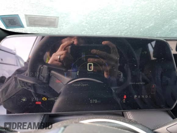 2025 Chevrolet Equinox AWD LT z VIN 3GNAXPEG8SL154290, wystawiony jako Copart lot #43781965 z przebiegiem 579 mil mil oraz Szkoda całkowita • Salvage title. Historia ofert i sprzedaży dostępna na DreamBid. Obrazek 9.