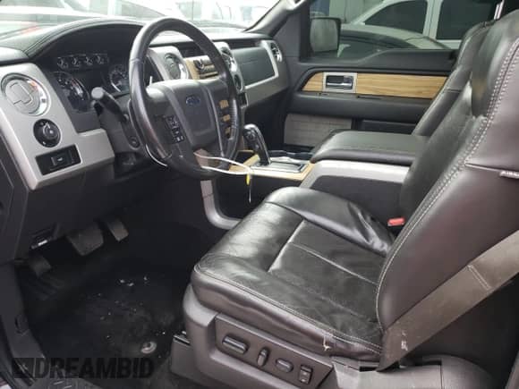 2011 Ford F-150 XLT z VIN 1FTFW1ET5BFC20963, wystawiony jako Copart lot #50051345 z przebiegiem 128 363 mil mil oraz Czysty tytuł • Clean title. Historia ofert i sprzedaży dostępna na DreamBid. Obrazek 7.