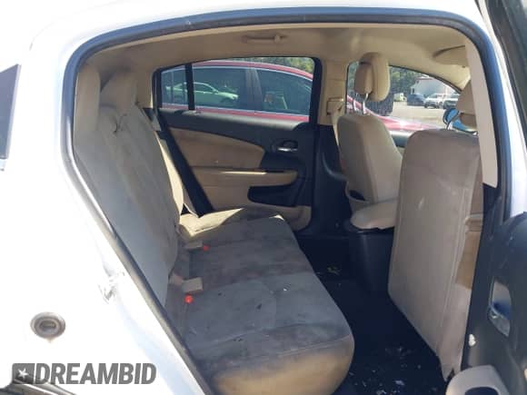 2014 Chrysler 200 LX с VIN 1C3CCBAB3EN205066, выставлен на аукционе IAAI как лот 43123524 с пробегом 195 945 миль миль и . История ставок и продаж доступна на DreamBid. Изображение 8.