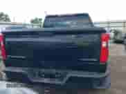 2020 Chevrolet Silverado 1500 Custom z VIN 3GCPWBEH4LG334717, wystawiony jako IAAI lot #42671193 z przebiegiem 215 397 mil mil oraz . Historia ofert i sprzedaży dostępna na DreamBid. Obrazek 17.