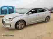 2019 Hyundai Elantra SEL с VIN 5NPD84LF0KH406836, выставлен на аукционе Copart как лот 57255995 с пробегом 152 887 миль миль и Списание • Salvage title. История ставок и продаж доступна на DreamBid. Изображение 1.