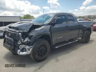 2019 Toyota Tundra SR с VIN 5TFRM5F13KX141745, выставлен на аукционе Copart как лот 56910955 с пробегом 67 856 миль миль и Списание • Salvage title. История ставок и продаж доступна на DreamBid. Изображение 1.