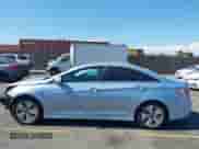 2015 Hyundai Sonata Limited с VIN KMHEC4A45FA128951, выставлен на аукционе IAAI как лот 43076375 с пробегом 104 412 миль миль и . История ставок и продаж доступна на DreamBid. Изображение 15.