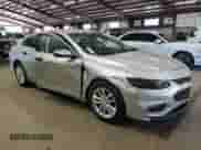 2016 Chevrolet Malibu LT z VIN 1G1ZE5ST2GF322684, wystawiony jako Copart lot #86873935 z przebiegiem 116 967 mil mil oraz Czysty tytuł • Clean title. Historia ofert i sprzedaży dostępna na DreamBid. Obrazek 4.