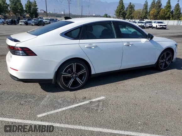 2023 Honda Accord Sport with VIN 1HGCY2F54PA015451, listed as a Copart auction lot 82287985 with 42,689 mi miles and Salvage title. Bid and sale history available at DreamBid. Image 3.
