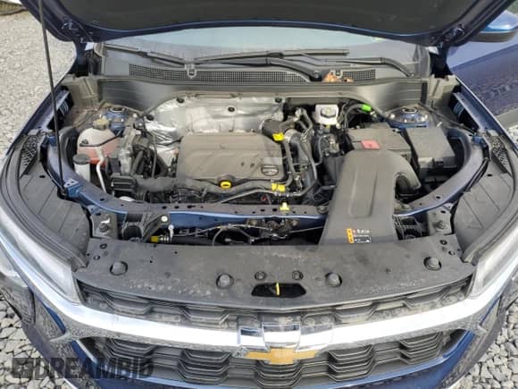 2024 Chevrolet Trax LT with VIN KL77LHE25RC201416, listed as a Copart auction lot 80629685 with 6,320 mi miles and Salvage title. Bid and sale history available at DreamBid. Image 12.