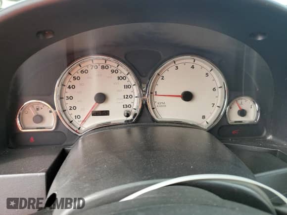 2005 Saturn VUE z VIN 5GZCZ53415S808494, wystawiony jako Copart lot #78212724 z przebiegiem 179 159 mil mil oraz Czysty tytuł • Clean title. Historia ofert i sprzedaży dostępna na DreamBid. Obrazek 9.