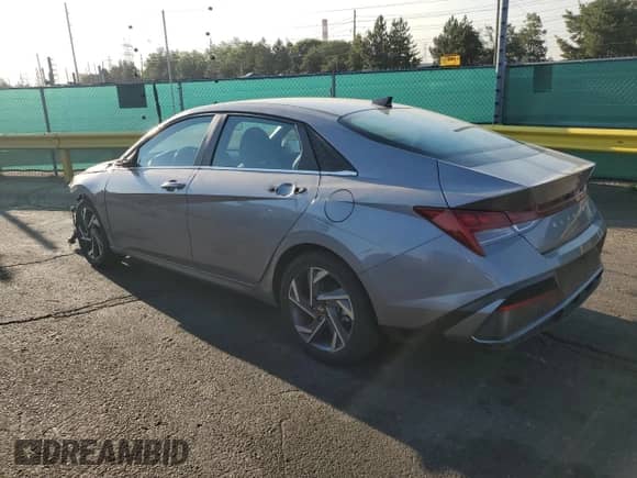 2024 Hyundai Elantra Limited z VIN KMHLN4DJ8RU098088, wystawiony jako Copart lot #69842515 z przebiegiem 11 874 mil mil oraz Szkoda całkowita • Salvage title. Historia ofert i sprzedaży dostępna na DreamBid. Obrazek 2.