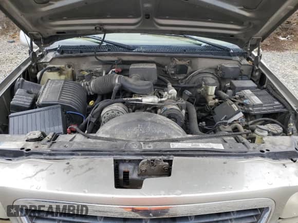 2000 Cadillac Escalade z VIN 1GYEK13RXYR103671, wystawiony jako Copart lot #48146125 z przebiegiem 271 195 mil mil oraz Szkoda całkowita • Salvage title. Historia ofert i sprzedaży dostępna na DreamBid. Obrazek 12.