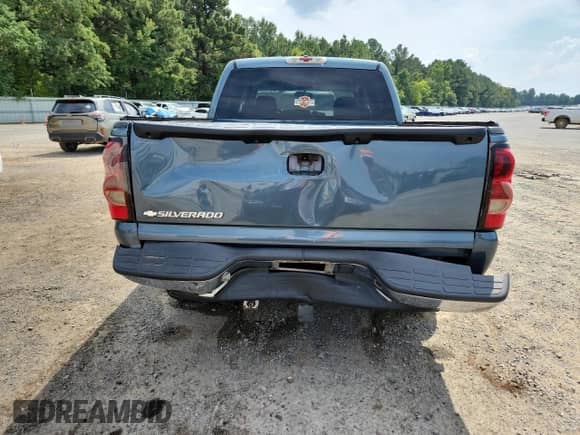 2006 Chevrolet Silverado 1500 LS с VIN 2GCEC13V361297059, выставлен на аукционе Copart как лот 80355785 с пробегом 240 055 миль миль и Списание • Salvage title. История ставок и продаж доступна на DreamBid. Изображение 6.