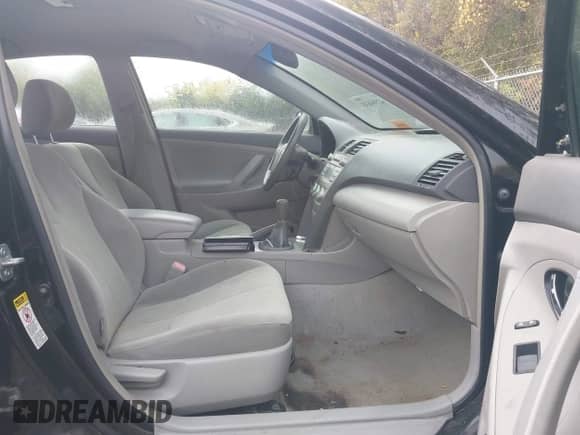 2008 Toyota Camry LE with VIN 4T1BE46K18U226185, listed as a IAAI auction lot 43564633 with 147,762 mi miles and . Bid and sale history available at DreamBid. Image 5.