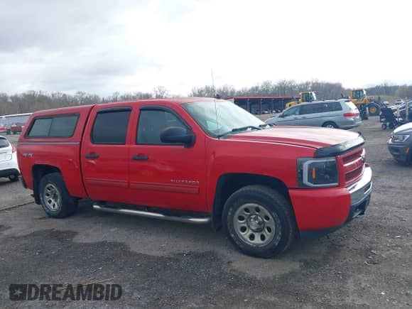 2011 Chevrolet Silverado 1500 LS z VIN 3GCPKREA0BG182991, wystawiony jako IAAI lot #41925926 z przebiegiem 180 670 mil mil oraz . Historia ofert i sprzedaży dostępna na DreamBid. Obrazek 13.