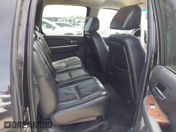2007 Chevrolet Avalanche 3LT с VIN 3GNEC12017G152396, выставлен на аукционе IAAI как лот 42261163 с пробегом Не указан миль и . История ставок и продаж доступна на DreamBid. Изображение 8.