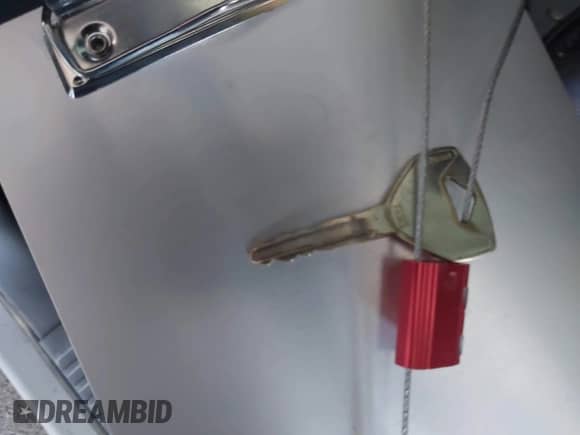 2000 Dodge Dakota with VIN 1B7GL22X6YS526029, listed as a IAAI auction lot 43597002 with 208,306 mi miles and . Bid and sale history available at DreamBid. Image 11.