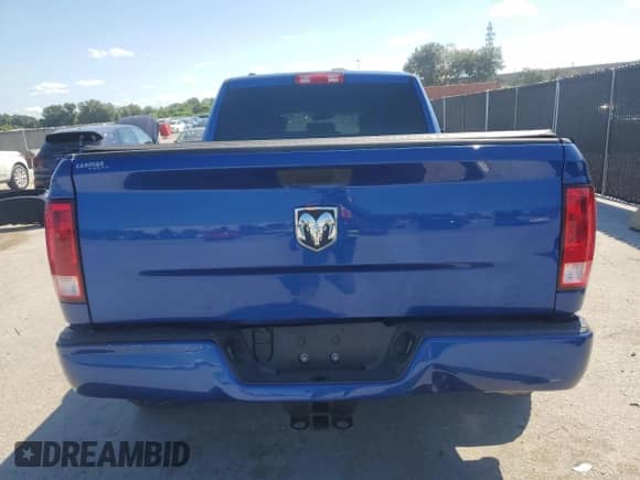 2019 Ram 1500 Express z VIN 1C6RR6FG2KS516296, wystawiony jako Copart lot #81402175 z przebiegiem 134 721 mil mil oraz Nie do naprawy • Non repairable. Historia ofert i sprzedaży dostępna na DreamBid. Obrazek 6.